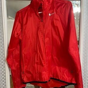 nike windbreaker